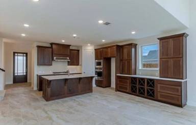 Main picture of 1402 Oaklawn Dr