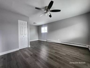 Main picture of 3040 Chicago Rd