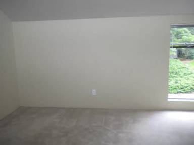 Main picture of 13832 NE 66th St