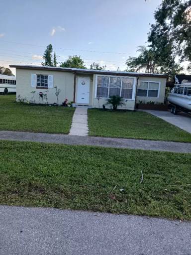 Main picture of 21067 Meehan Ave
