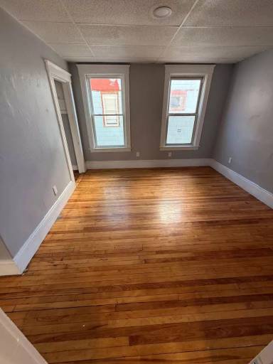 Main picture of 275 Grafton St