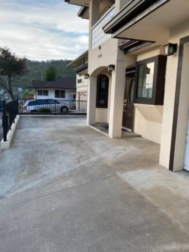 Main picture of 3486 Paalea St