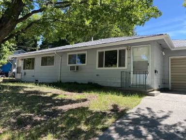 Main picture of 618 Ski Bowl Dr