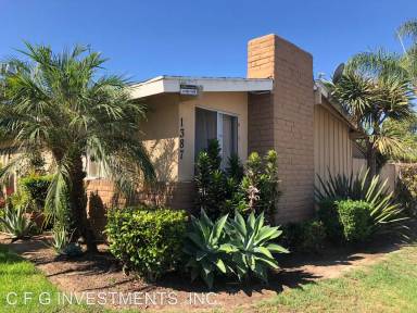 Main picture of 1387 Baker St