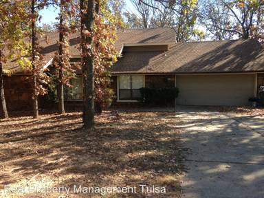 Main picture of 8417 S Winston Ave