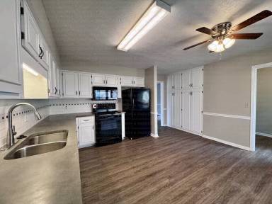 Main picture of 4505 Mayo Dr