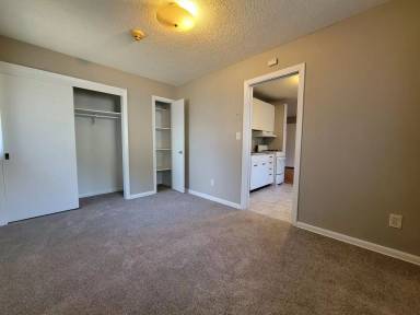 Main picture of 1707 Thomas Ave