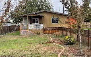Main picture of 250 Davis St