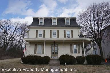 Main picture of 1451 Skippack Pike