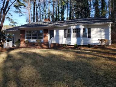 Main picture of 811 Fitts St
