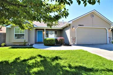 Main picture of 10603 Gossamer St