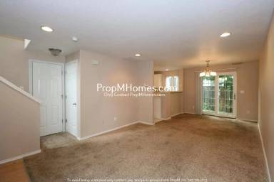 Main picture of 20674 SW Nantucket Ln