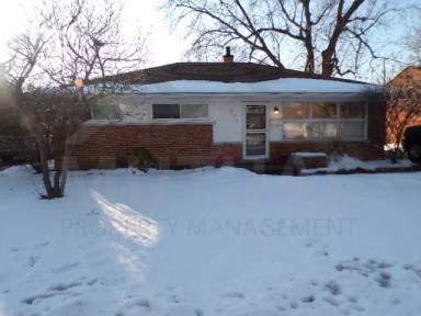 Main picture of 233 Essex St
