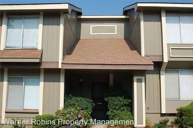 Main picture of 142 Stoneridge Dr