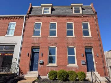 Main picture of 3233A Morganford Rd