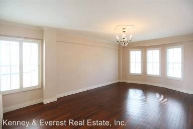 Main picture of 2201 Sacramento St