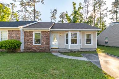 Main picture of 1917 Rolling Ridge Dr