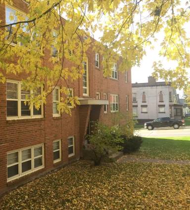Main picture of 2102 Jefferson St