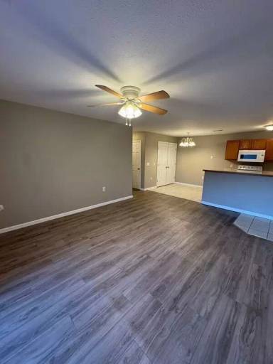 Main picture of 2127 Southfork Dr