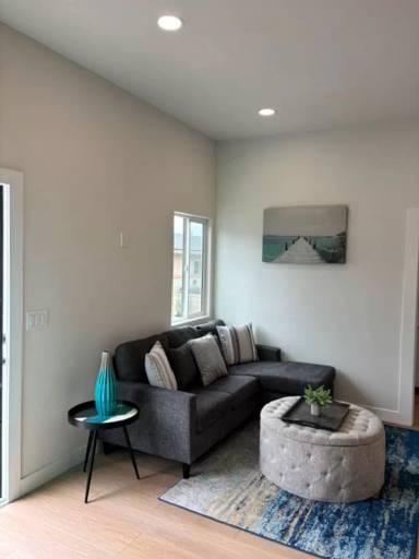 Main picture of 231 Doris Ave