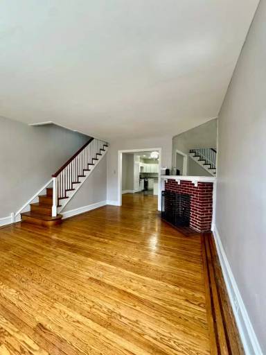 Main picture of 5645 Lebanon Ave