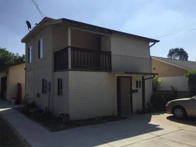 Main picture of 12545 Oaks Ave