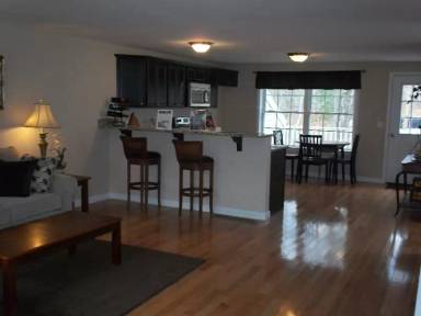 Main picture of 10 Cardigan Ct