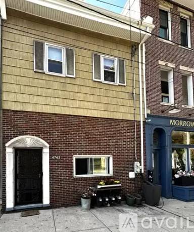 Main picture of 4743 Butler St
