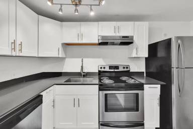 Main picture of 264 N 200 W
