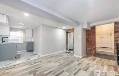 Main picture of 86 Irving St