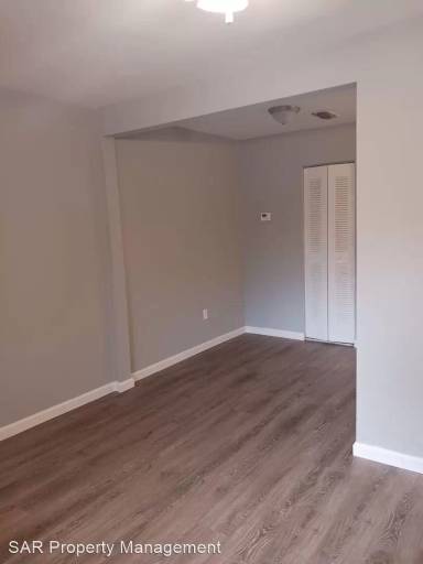 Main picture of 630 SW 69th Ter