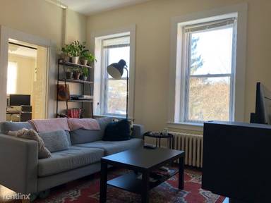Main picture of 1477 Beacon St