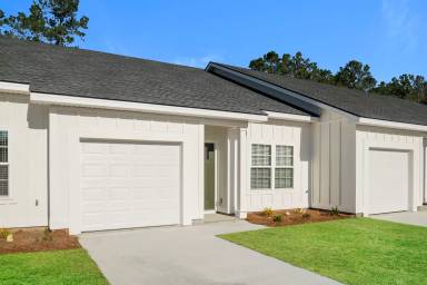 Main picture of 1168 Walker Point Way