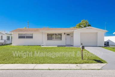 Main picture of 3233 Finch Dr