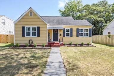 Main picture of 1336 W Norcova Dr