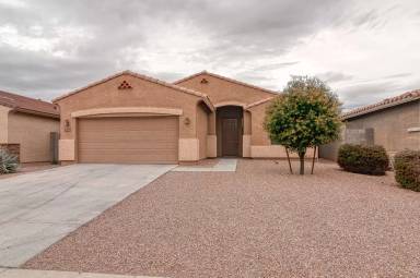 Main picture of 1656 W Loemann Dr