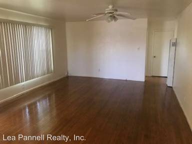 Main picture of 811 Springs Rd