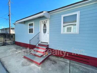 Main picture of 4534 Urquhart St