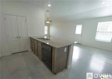Main picture of 6014 Harriet Tubman Ave