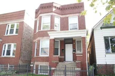 Main picture of 1409 E 72nd Pl