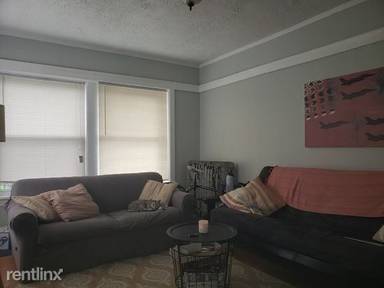 Main picture of 4521 N Christiana Ave