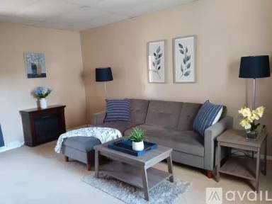Main picture of 313 Unity Way