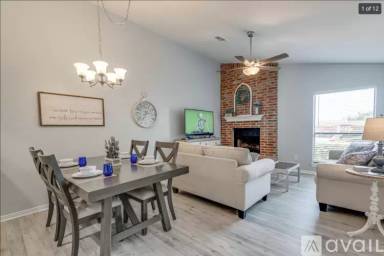 Main picture of 929 Cedarland Blvd