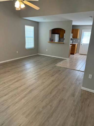 Main picture of 1420-1422 N Frideriki Dr