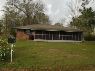 Main picture of 200 Earl Minshew St