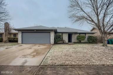 Main picture of 6620 Patsy Ln
