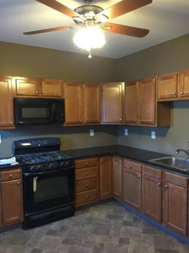 Main picture of 49 S 3rd St