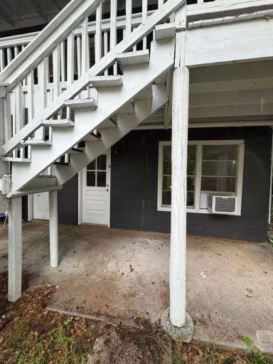 Main picture of 1129 N 3Notch St