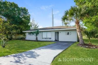 Main picture of 3816 Melgert Ln
