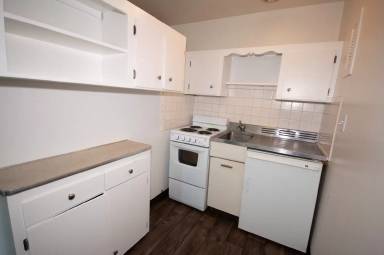 Main picture of 5616 University Way NE